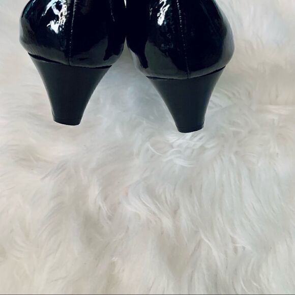 Karen Scott Black Patent Leather Heels Size 7.5M - Picture 6 of 13